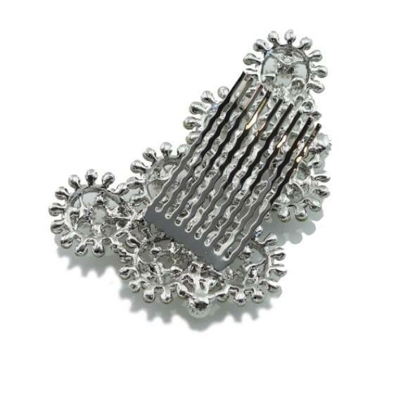Prom Crystal and pearl Hair Accessory comb - Picture 4 of 4